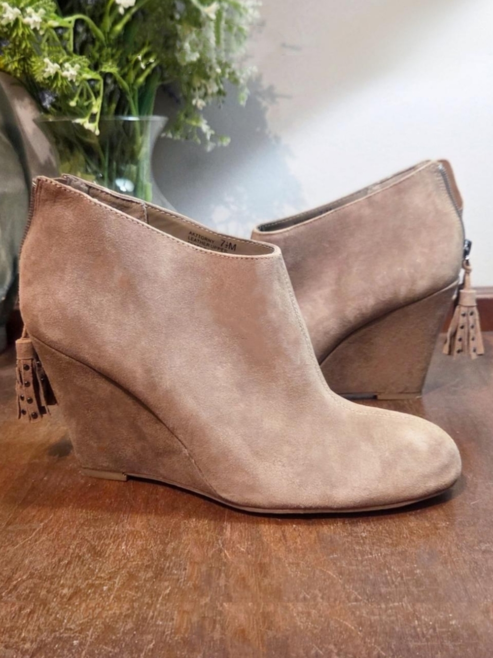 Anne Klein Ankle Booties Taupe Suede Wedge Heels Zip Tassel Womens 7.5 Torny
